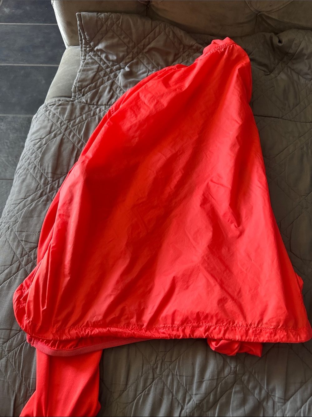 Avia Bright Red Lightweight Hooded Jacket - Picture 6 of 6